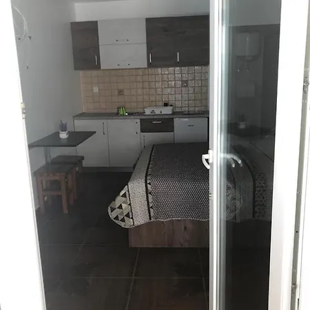 Tonka Apartman Zára