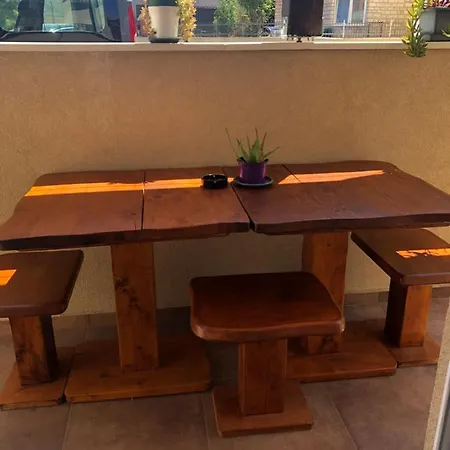 Tonka Apartment